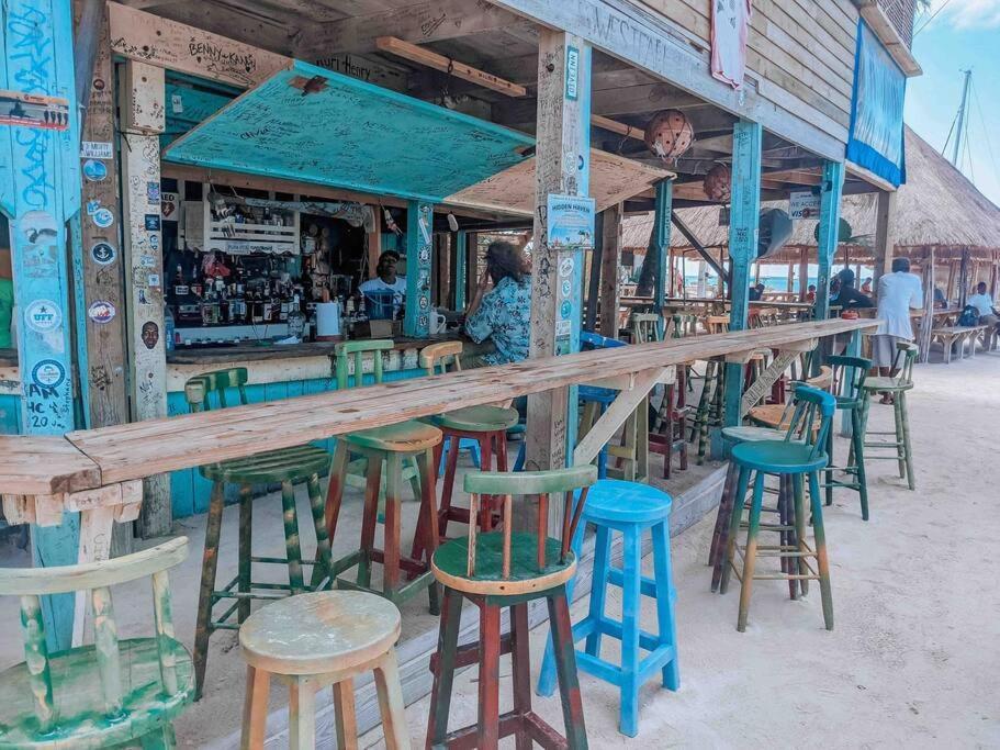 Vacation Home Blue Lotus Caye Caulker Exteriér fotografie